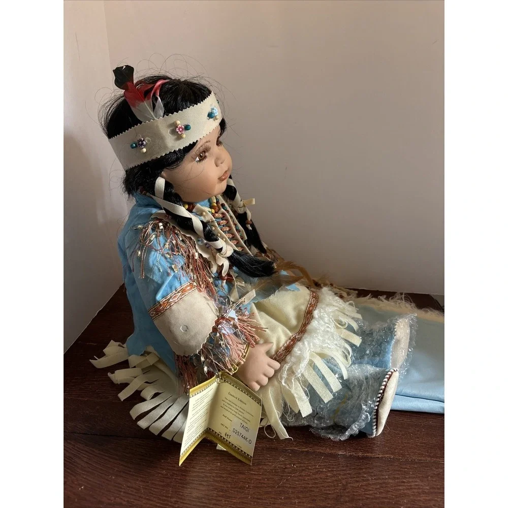 Kinney Doll Native American Taigi 845/2,500 Dreamcatcher, Blanket  25